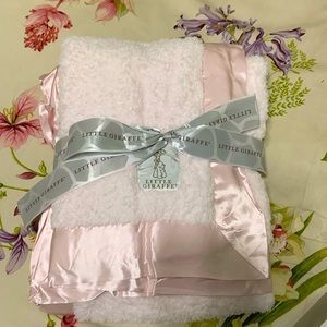 Little Giraffe Baby Blanket